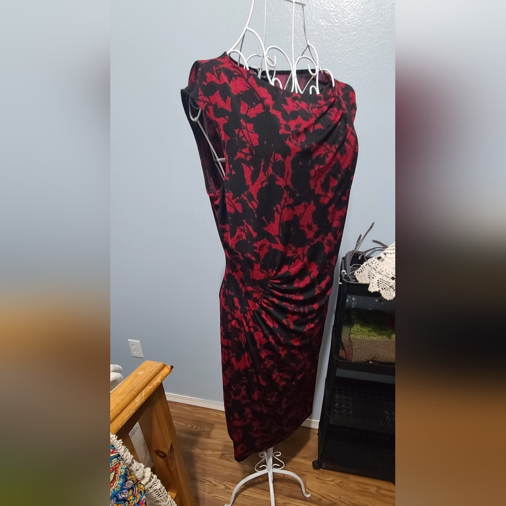 Elegant Red and Black Floral Dress
